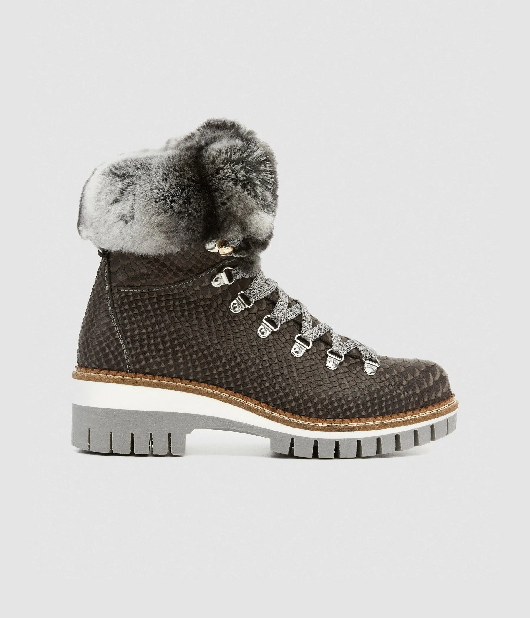 NISAnita Boots Fossil