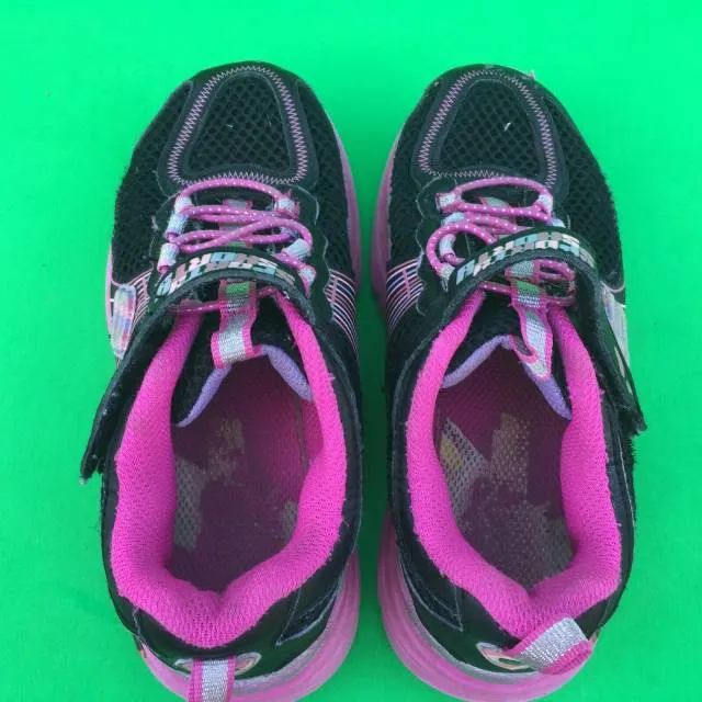 SKECHERS kid girl's fashion black running walking leathe...