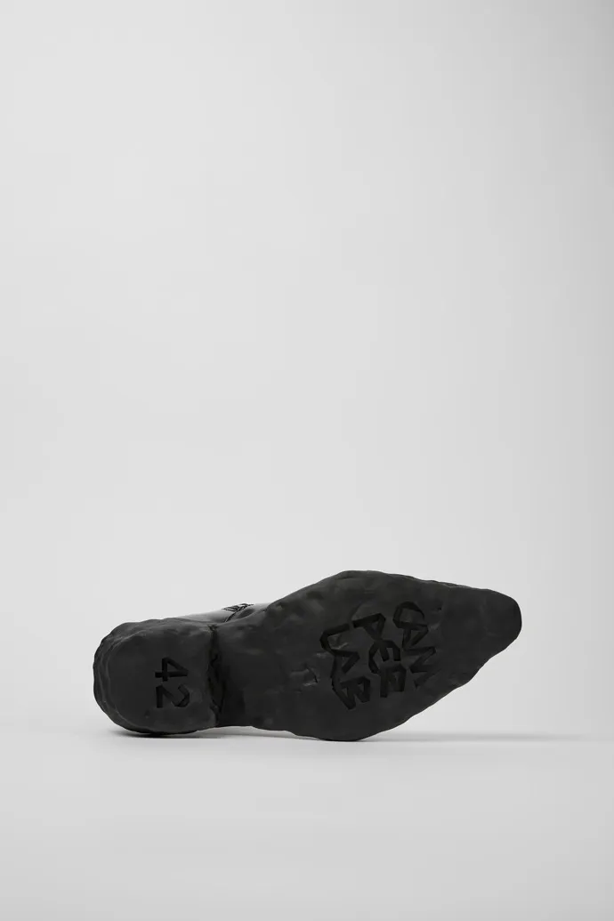 Venga Black Leather Boots